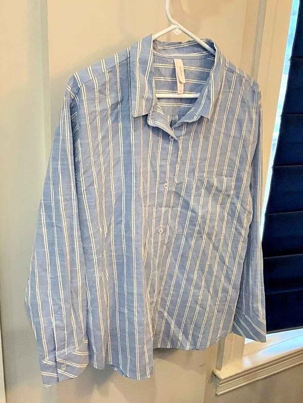 auden Striped Button Down in Blue & White strip nwot women’s size large sku 3373